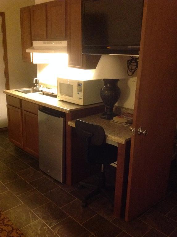 L'Acadie Inn & Rv Park Eunice Room photo